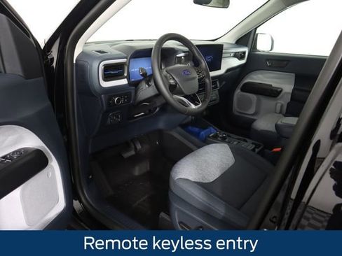 New 2025 Ford Maverick XLT w/ XLT Luxury Package image 24