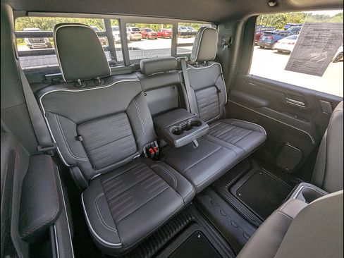 Used 2026 GMC Sierra 2500 AT4X AWD/4WD image 25