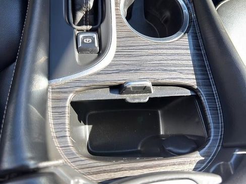 Used 2016 Buick Envision Premium AWD/4WD image 34