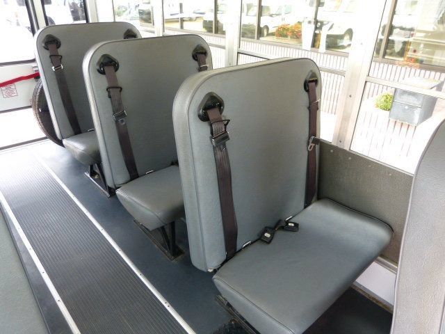 Used 2008 Chevrolet Express 3500 w/ School Bus Package RWD image 27