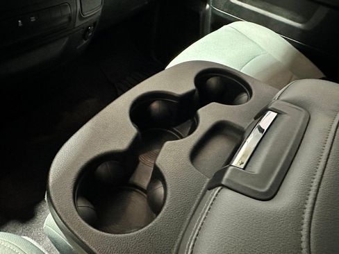 Used 2018 RAM 1500 Express image 23