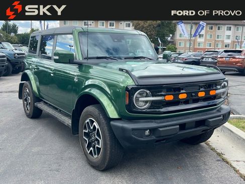 Used 2022 Ford Bronco Outer Banks image 5
