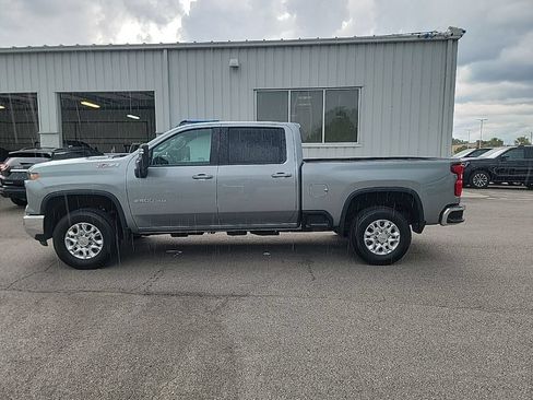 Used 2025 Chevrolet Silverado 2500 LT w/ All Star Edition AWD/4WD image 2