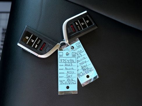 Used 2023 Acura MDX SH-AWD image 68