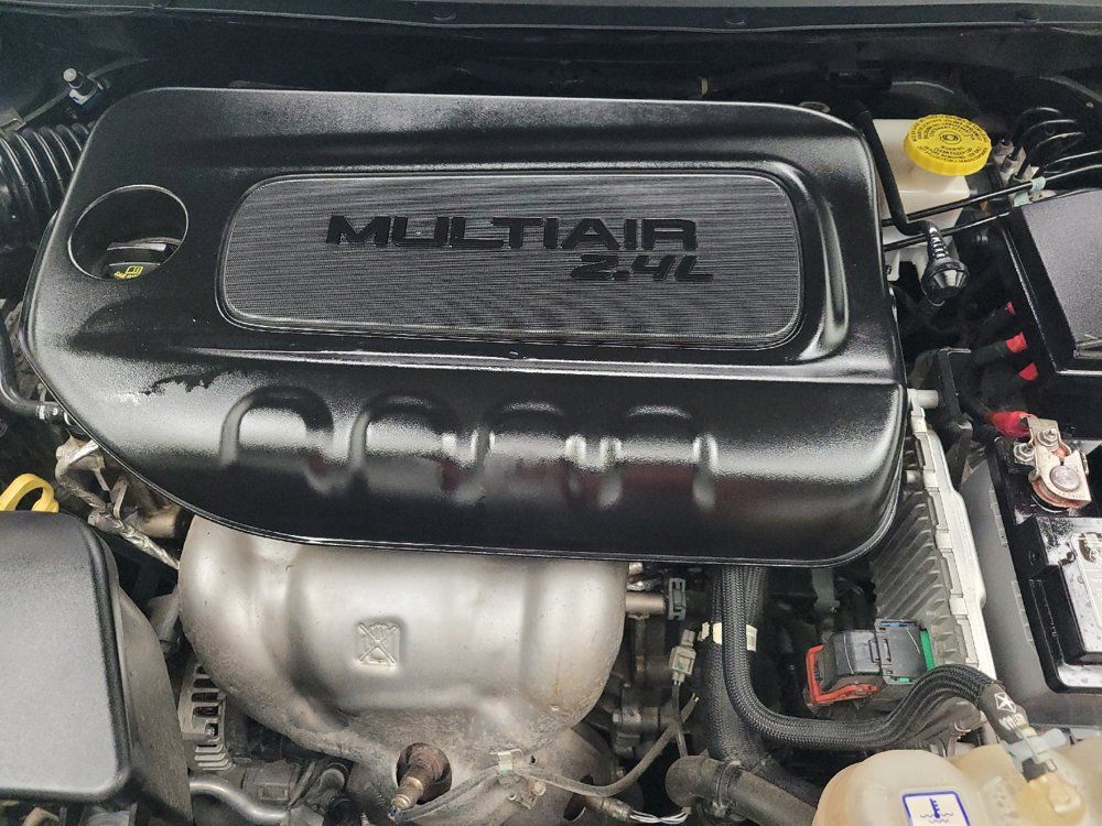 Used 2019 Jeep Cherokee Latitude w/ Popular Appearance Group FWD image 30