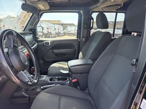 Used 2022 Jeep Wrangler Unlimited Sport AWD/4WD image 9
