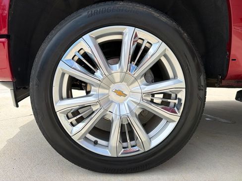 Used 2023 Chevrolet Silverado 1500 High Country w/ High Country Premium Package AWD/4WD image 55