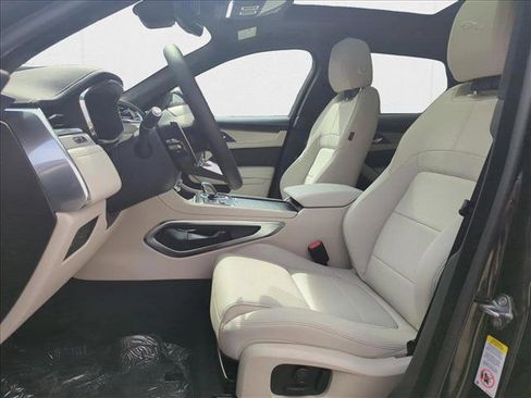 New 2025 Jaguar F-PACE R-Dynamic S image 20