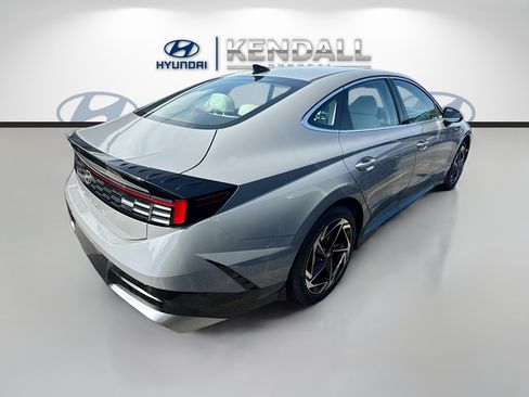 New 2026 Hyundai Sonata SEL FWD image 6