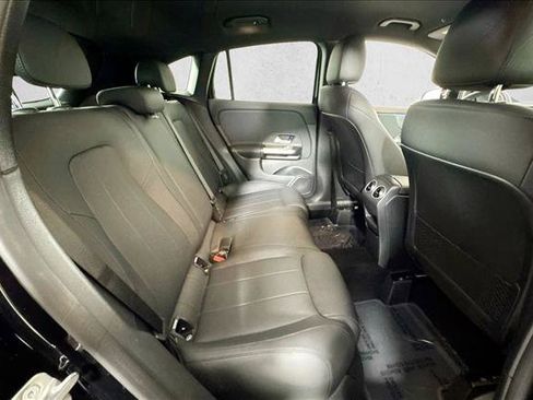 Used 2025 Mercedes-Benz GLA 250 image 25