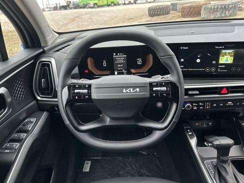 New 2026 Kia Sorento EX image 14
