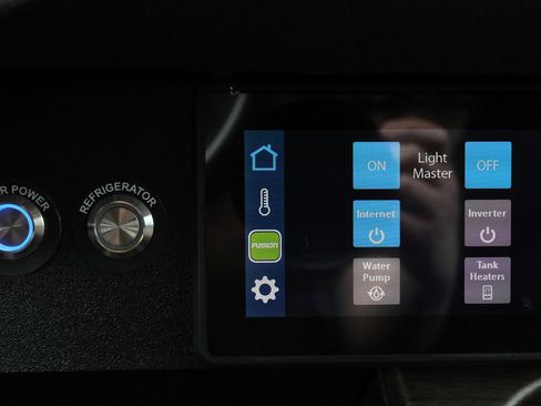 Used 2021 Mercedes-Benz Sprinter 3500 image 26