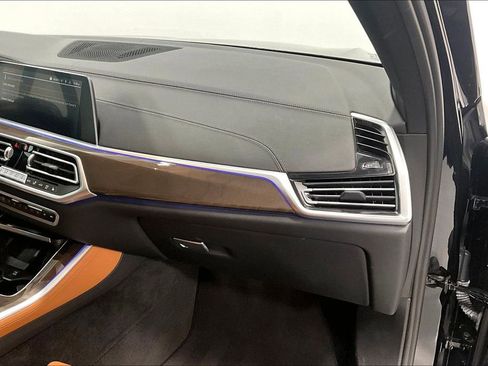 Used 2023 BMW X5 xDrive40i w/ Parking Assistance Package image 16