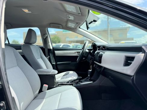 Used 2014 Toyota Corolla LE FWD image 25