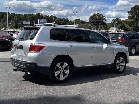 Used 2011 Toyota Highlander Limited image 7