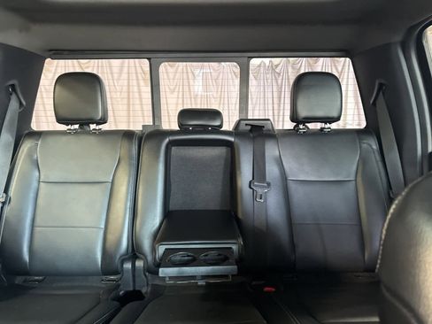 Used 2015 Ford F150 Lariat w/ Equipment Group 502A Luxury image 22