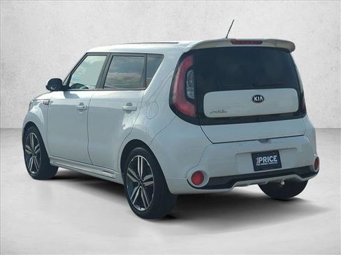 Used 2016 Kia Soul + w/ Soulful Package FWD image 8