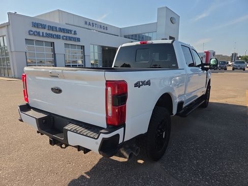 Used 2024 Ford F250 Lariat w/ Lariat Ultimate Package AWD/4WD image 6