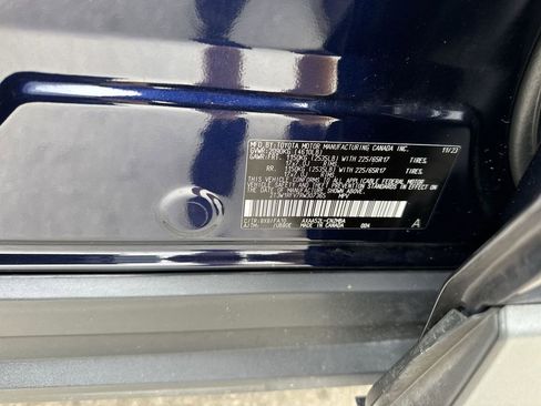 Used 2024 Toyota RAV4 XLE image 60