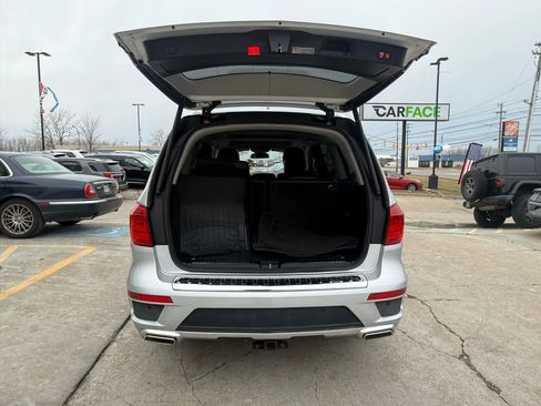 Used 2014 Mercedes-Benz GL 550 4MATIC image 12
