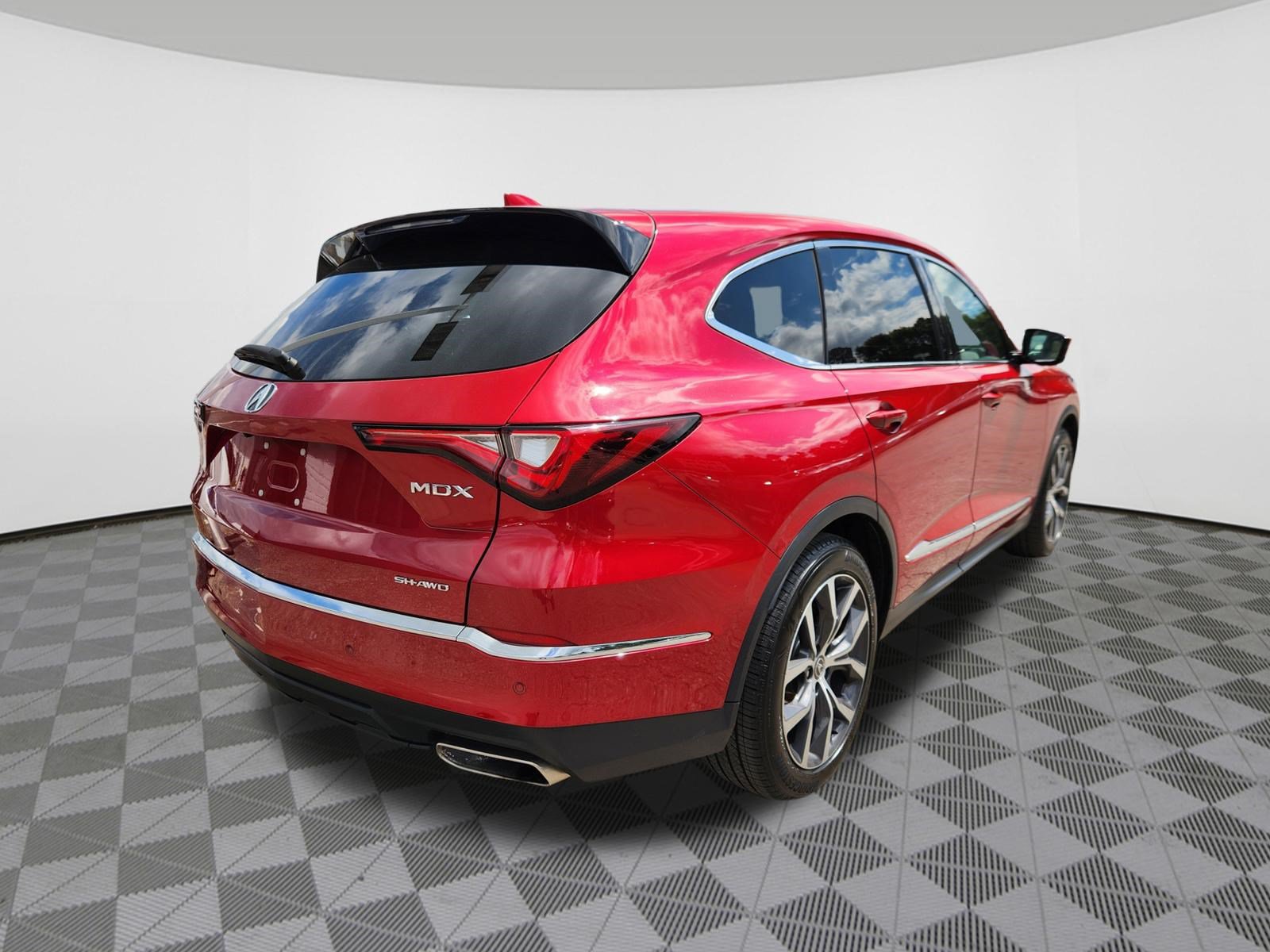 Certified 2023 Acura MDX w/ Technology Package AWD/4WD image 4