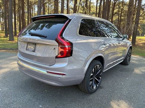 New 2026 Volvo XC90 B6 Plus w/ Protection Package Premier AWD/4WD image 5