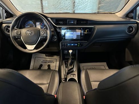 Used 2017 Toyota Corolla XSE w/ Carpet Mat Package (TMS) FWD image 9