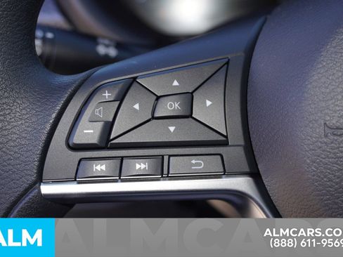 Used 2024 Nissan Kicks SV image 21