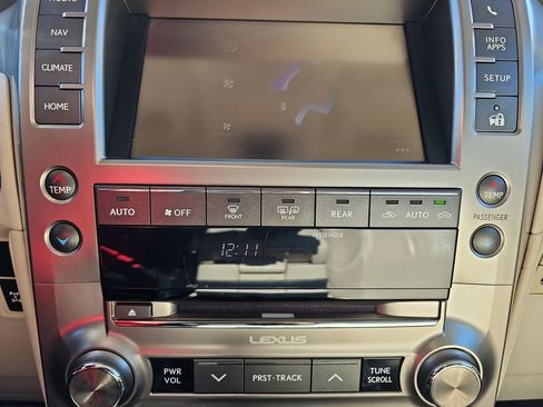 Used 2017 Lexus GX 460 AWD/4WD image 28