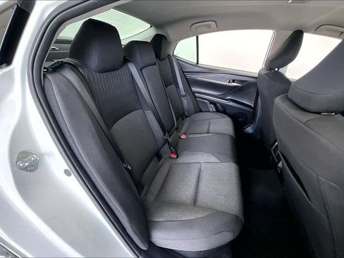 Used 2025 Toyota Camry LE AWD/4WD image 32