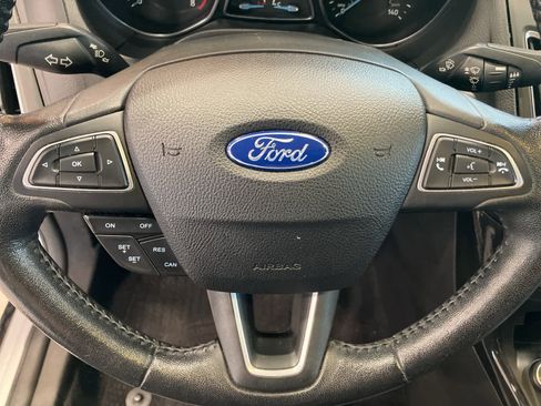 Used 2016 Ford Focus Titanium w/ Exterior Protection Package image 15