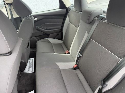 Used 2014 Ford Focus SE image 15
