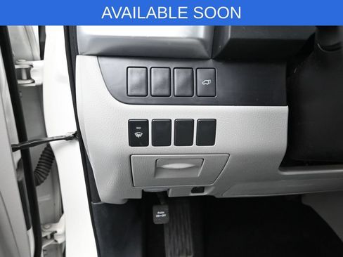 Used 2016 Toyota Highlander XLE AWD/4WD image 13
