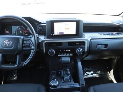 Used 2024 Toyota Tacoma SR5 AWD/4WD image 14