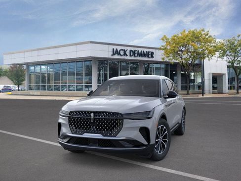 New 2026 Lincoln Nautilus Premier image 2