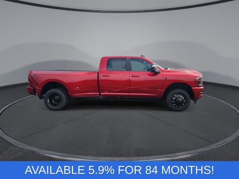 New 2026 RAM 3500 Laramie AWD/4WD image 9