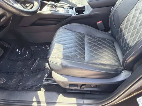 Used 2024 Mitsubishi Outlander 4WD Plug-In Hybrid image 15