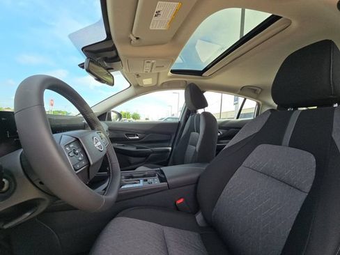 New 2026 Nissan Sentra SV FWD image 7