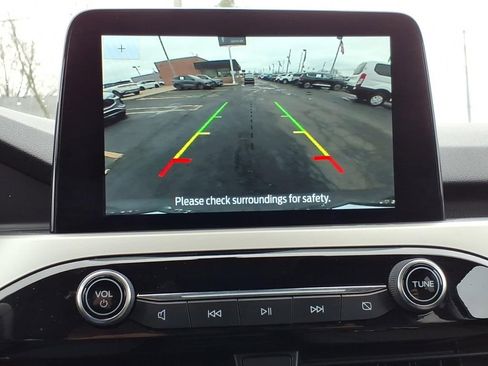 Used 2022 Ford Escape SE w/ Convenience Package image 17