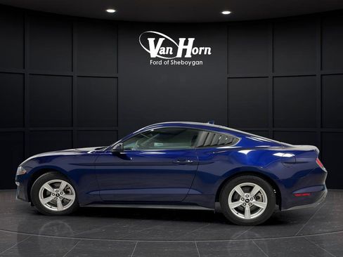 Used 2020 Ford Mustang Coupe RWD image 4