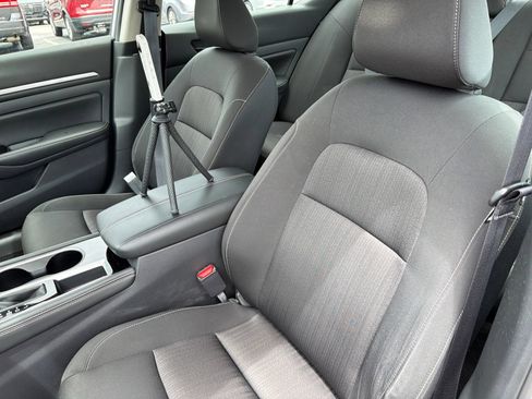 Certified 2023 Nissan Altima 2.5 SV FWD image 28