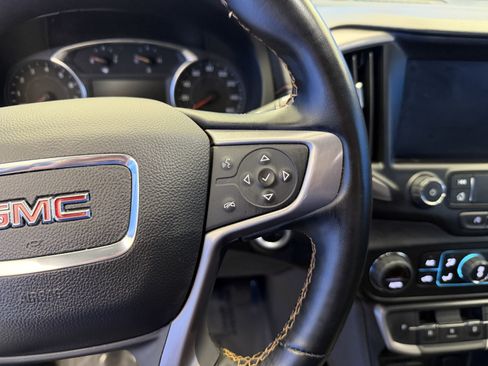 Used 2023 GMC Terrain AT4 AWD/4WD image 17