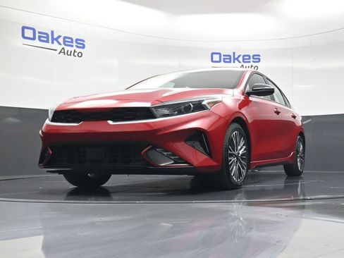 Certified 2024 Kia Forte GT-Line w/ GT-Line Premium Package image 40