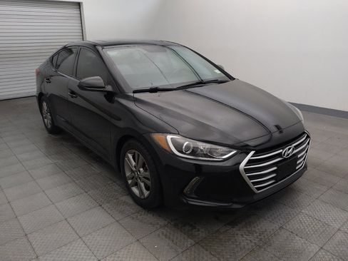 Used 2018 Hyundai Elantra Value Edition FWD image 13