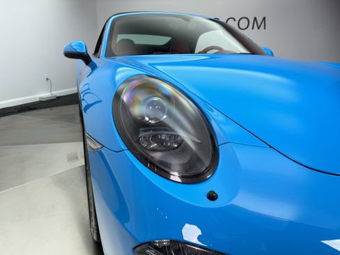 Used 2014 Porsche 911 Carrera S image 12