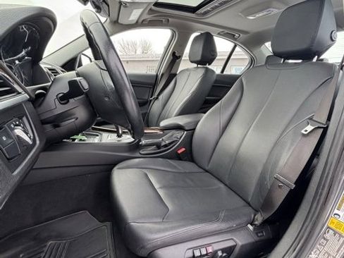 Used 2014 BMW 320i xDrive Sedan image 10