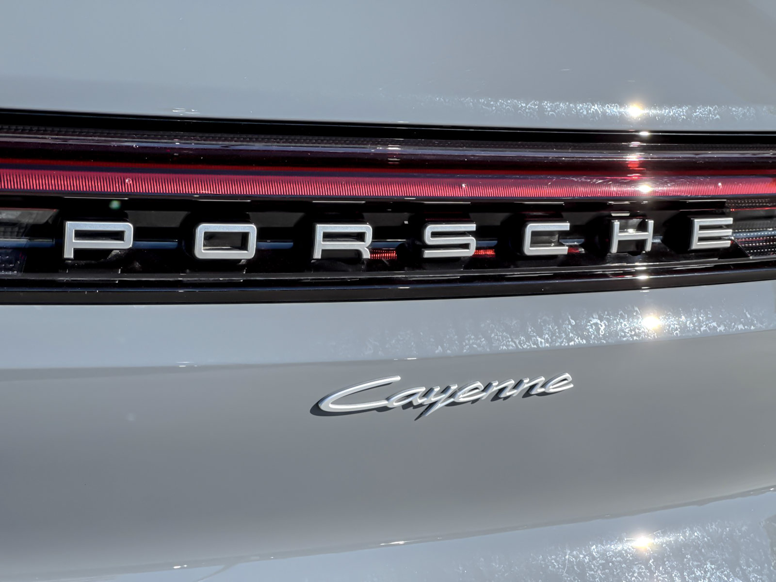 Certified 2026 Porsche Cayenne AWD/4WD image 34
