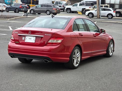 Used 2011 Mercedes-Benz C 300 4MATIC Sedan image 7