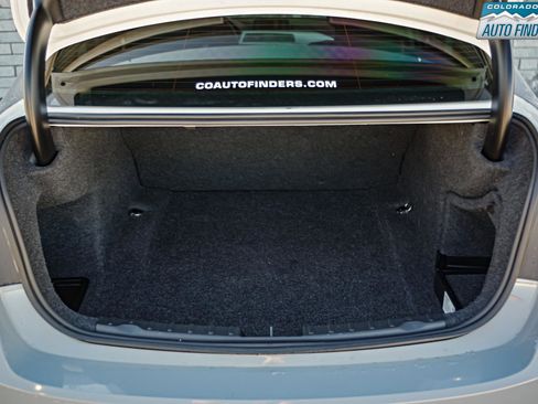 Used 2018 BMW 320i xDrive Sedan image 27