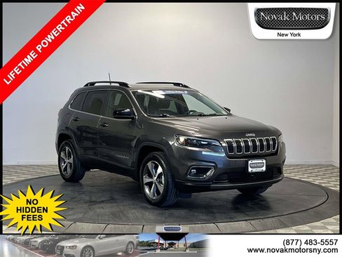 Used 2022 Jeep Cherokee Limited image 1